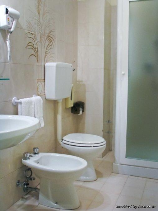 Hotel Spagna Ex Deco Флоренция Номер фото