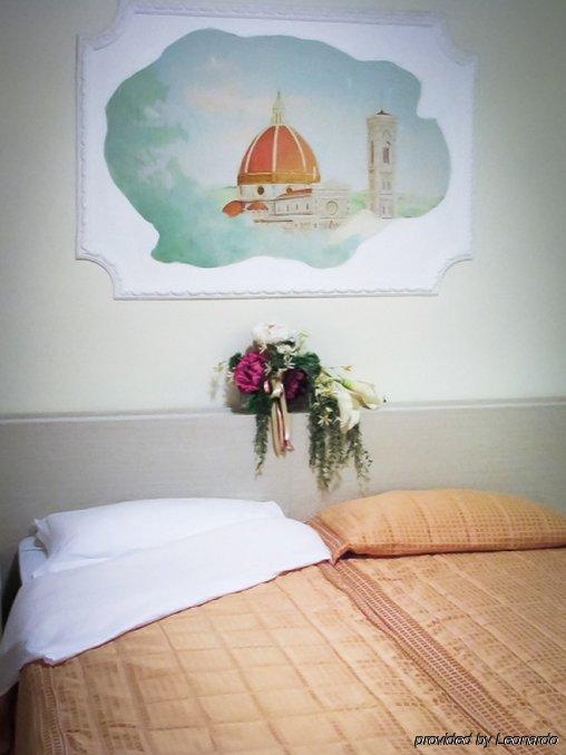 Hotel Spagna Ex Deco Флоренция Номер фото
